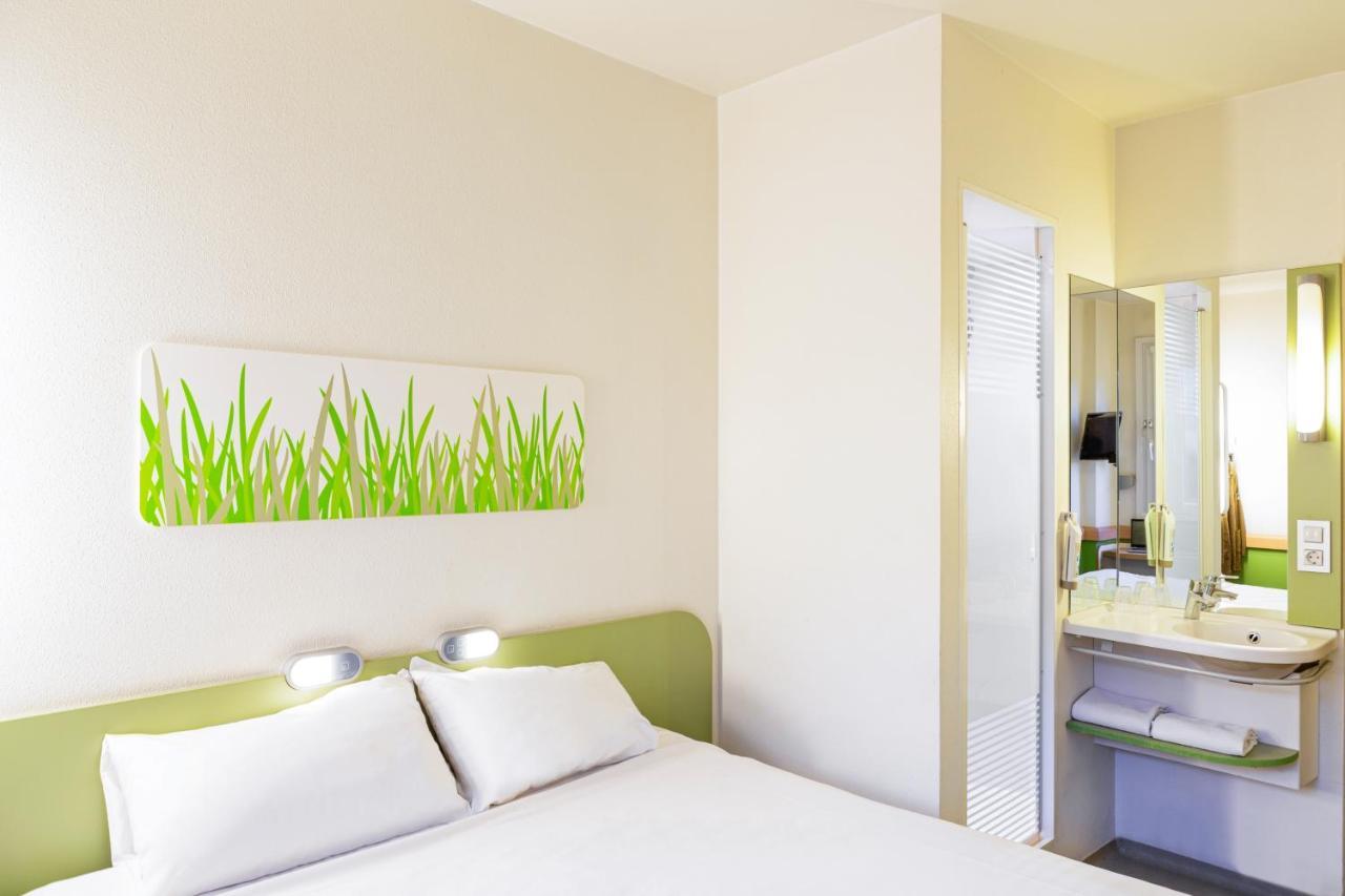 Ibis Budget Caen Porte De Bretagne Bretteville-sur-Odon Екстериор снимка